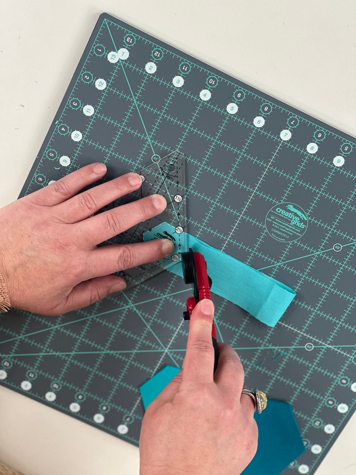 Creative Grids® Quilt Ruler 60 Degree Tiny Diamond