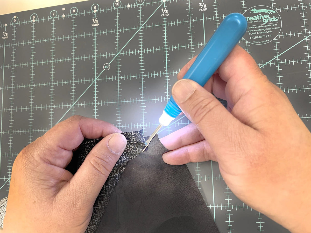 The Gypsy Quilter® Lighted Seam Ripper
